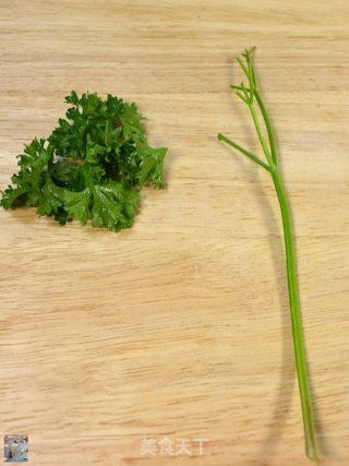 自制欧芹粉（巴西里粉）的做法步骤：14