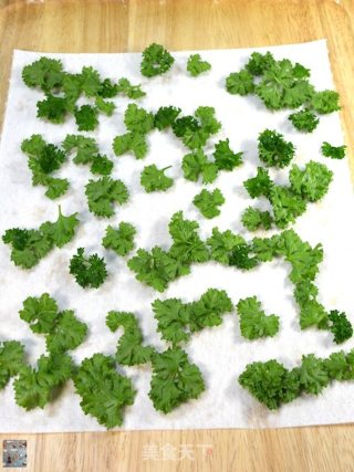 自制欧芹粉（巴西里粉）的做法步骤：22