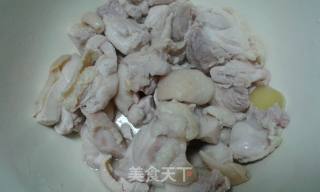 小鸡炖蘑菇的做法步骤：3