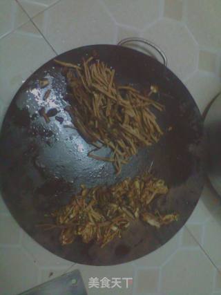 茶菇鸡汤的做法步骤：4
