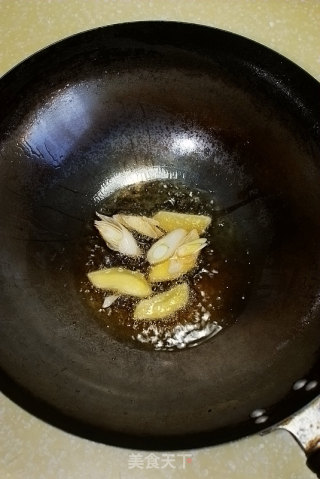 春节家宴喜庆硬菜系列四------[红红火火油焖大虾]的做法步骤：7