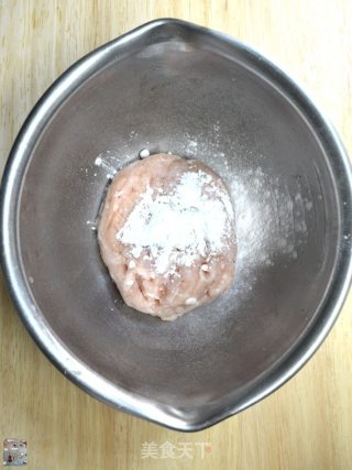 干锅肉末白萝卜叶的做法步骤：7
