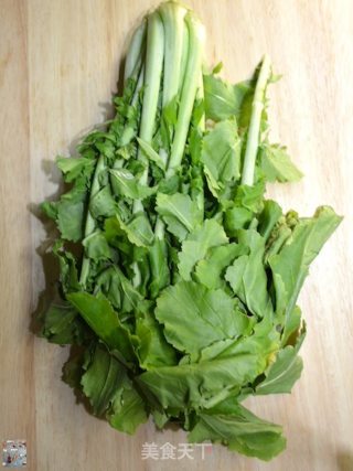 干锅肉末白萝卜叶的做法步骤：9