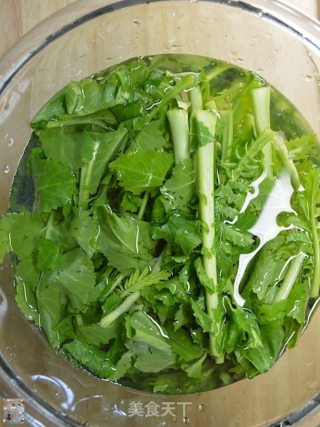 干锅肉末白萝卜叶的做法步骤：14
