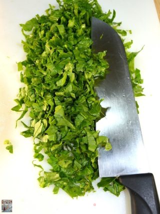 干锅肉末白萝卜叶的做法步骤：20
