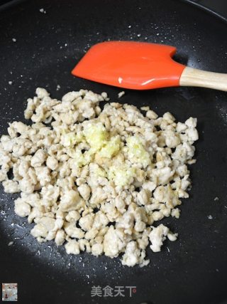 干锅肉末白萝卜叶的做法步骤：31