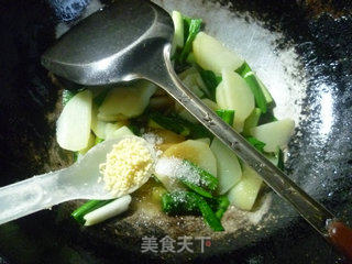 大蒜炒土豆的做法步骤：11