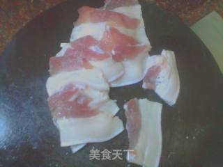 五花肉炒手撕橄榄菜的做法步骤：2