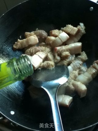 香菇尤鱼红烧肉的做法步骤：5