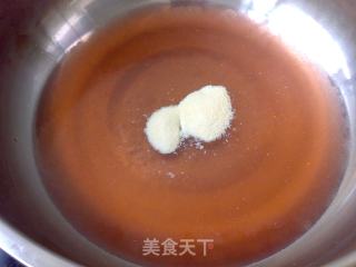 草莓果冻的做法步骤：2