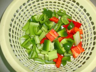 【孜然烤羊肉】-----自己动手的大漠风味的做法步骤：4
