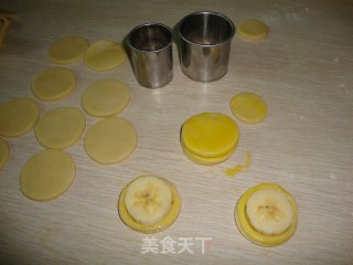【香蕉酥盒】----酥酥香甜好滋味的做法步骤：2