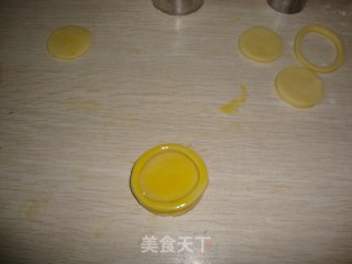 【香蕉酥盒】----酥酥香甜好滋味的做法步骤：3