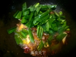 蒜苗炒腊肉的做法步骤：8
