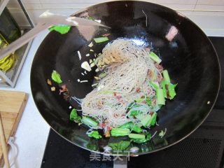 小优炒米粉的做法步骤：5