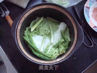 砂锅肉的做法步骤：1