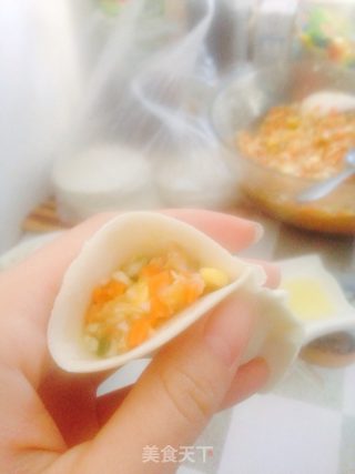 玉米红萝卜水饺的做法步骤：4