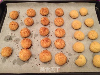 简单的家庭小饼干，蛋黄椰球的做法步骤：5