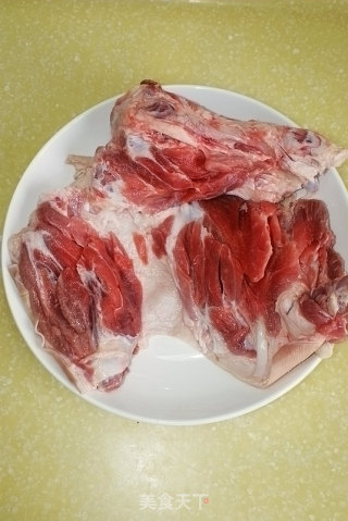 春节家宴喜庆硬菜系列六------[酱香肘花]的做法步骤：3