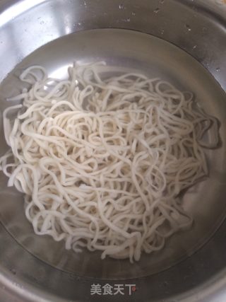 怪味炒面的做法步骤：4