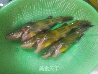 简单又美味的黄鳝鱼的做法步骤：1
