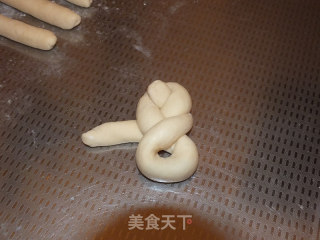 中种奶酥粒辫子包的做法步骤：18