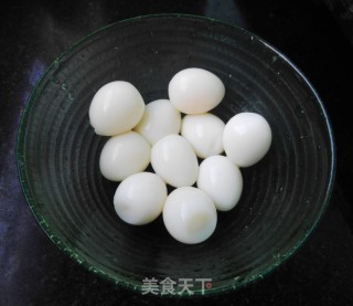 美容靓汤--鹌鹑蛋百合甜汤的做法步骤：3