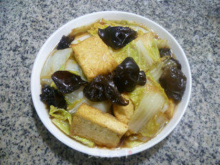 木耳娃娃菜烧豆腐的做法步骤：15