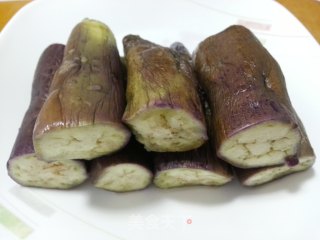 拌茄子的做法步骤：1