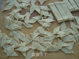 炸麻叶儿的做法步骤：6
