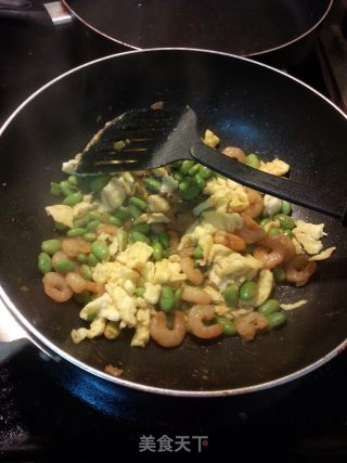 虾仁毛豆炒蛋的做法步骤：4