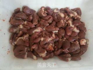 椒盐鸭心的做法步骤：1