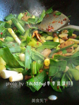 家常菜：蒜苗肉片的做法步骤：7