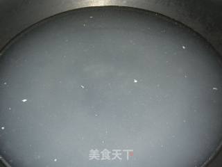 鲜虾鸡丝面的做法步骤：1