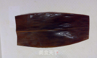 竹香四溢——竹叶蒸排骨的做法步骤：3