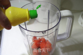 鲜榨胡萝卜汁的做法步骤：3