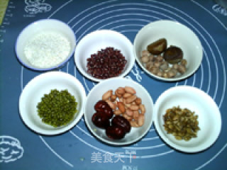 八宝膳粥的做法步骤：1