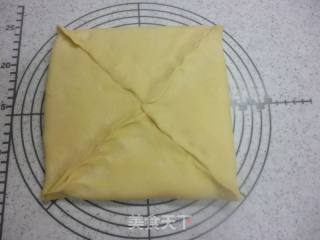 丹麦奶黄包的做法步骤：7