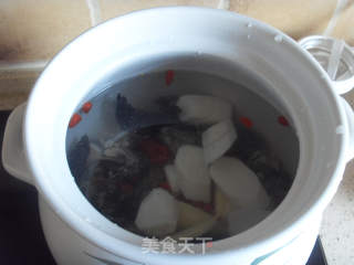 山药枸杞乌鸡汤的做法步骤：5
