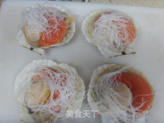 蒜蓉粉丝蒸扇贝的做法步骤：9
