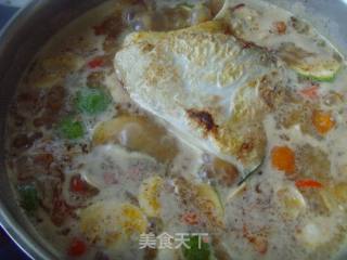 酸辣开胃---冬阴功浸鱼腩的做法步骤：7