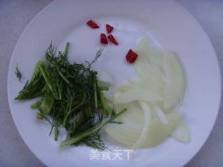 酸甜爽口---俄式酸黄瓜的做法步骤：3
