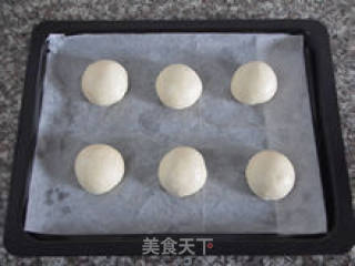 【白芝麻餐包】---最普通也最经典的老面包的做法步骤：14
