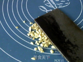 焦糖花生的做法步骤：2