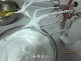 给自己的生日礼物-黑森林蛋糕的做法步骤：8