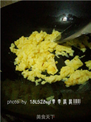 私房菜：木耳炒鸡蛋的做法步骤：4