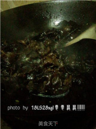私房菜：木耳炒鸡蛋的做法步骤：5