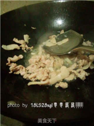 家常菜：时蔬炒肉片的做法步骤：5