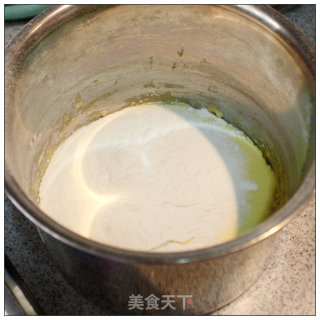 迷人泡芙的优雅美丽-----天鹅泡芙的做法步骤：3