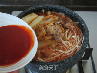 韩式石锅泡菜汤的做法步骤：8
